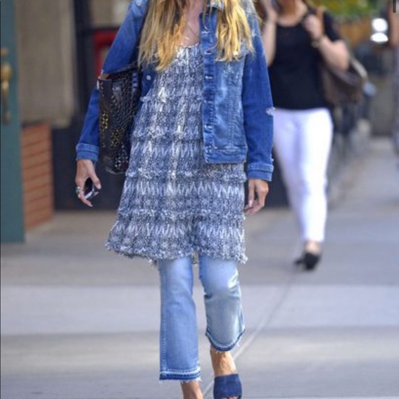 AMO Babe seeet cheeks raw hem lightwash ankle jeans - Picture 3 of 8